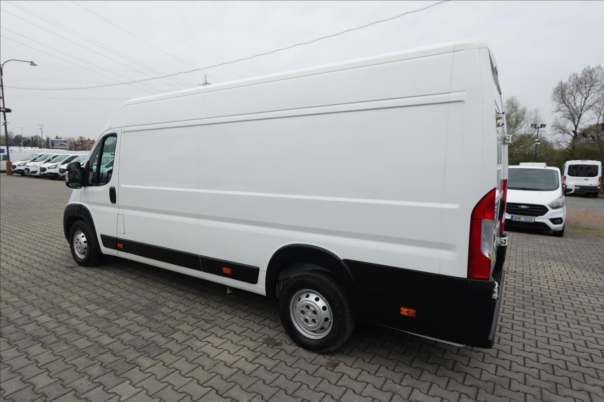 Peugeot Boxer Ostatní 2,2 l 121 kw