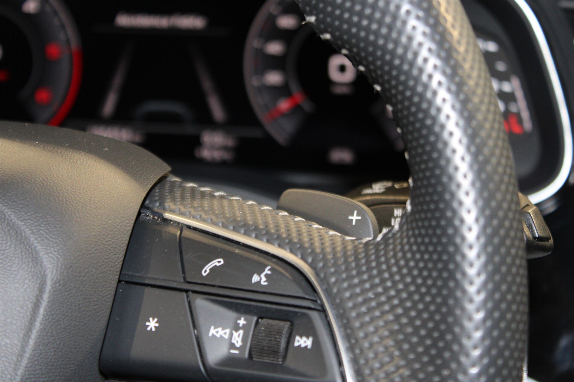 Audi Q8 SUV 3,0 l 210 kw