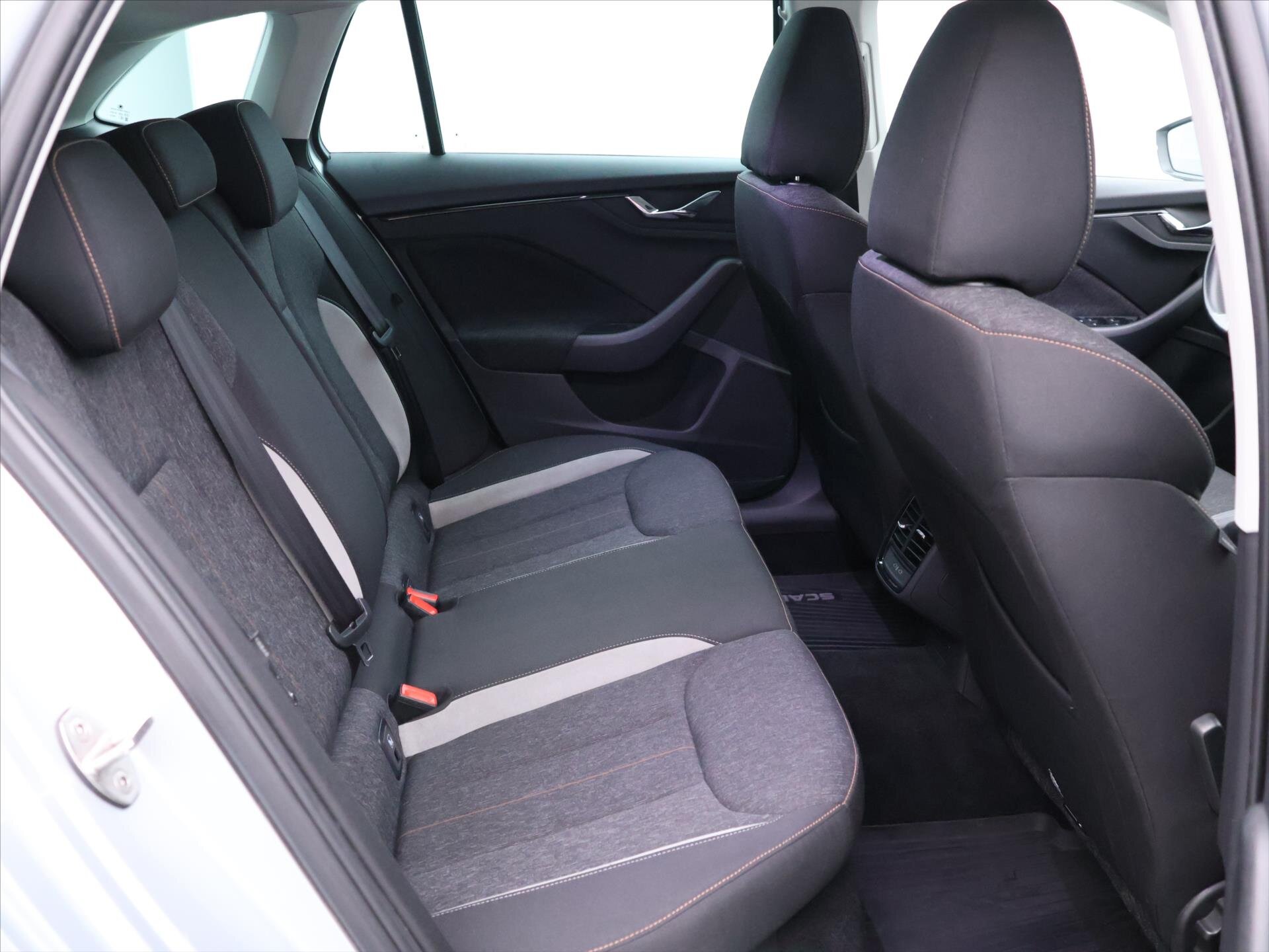 Škoda Scala Hatchback 1,5 l 110 kw