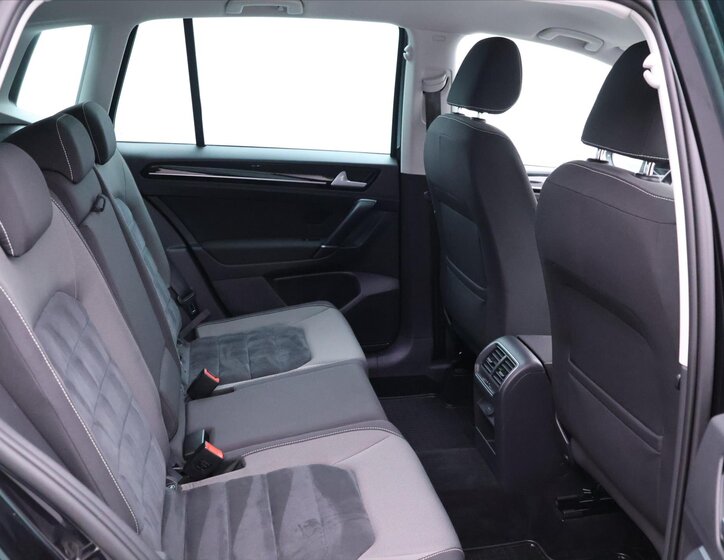 Volkswagen Golf Sportsvan 12