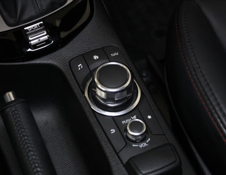 Mazda CX-3 SUV 2,0 l 110 kw