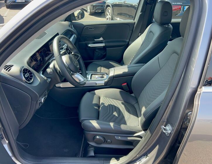 Mercedes-Benz GLB 15