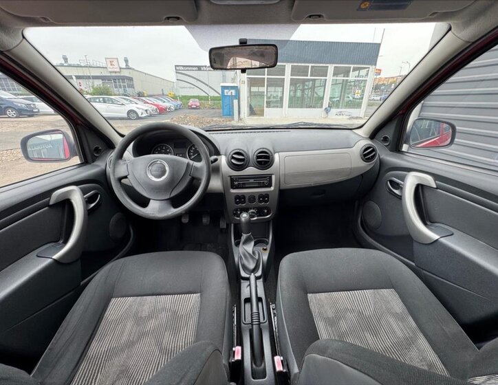 Dacia Sandero Hatchback 1,1 l 55 kw