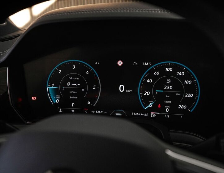 Volkswagen Touareg SUV / Terénní 3,0 l 210 kw