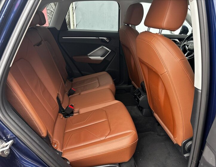 Audi Q3 Kombi 2,0 l 147 kw