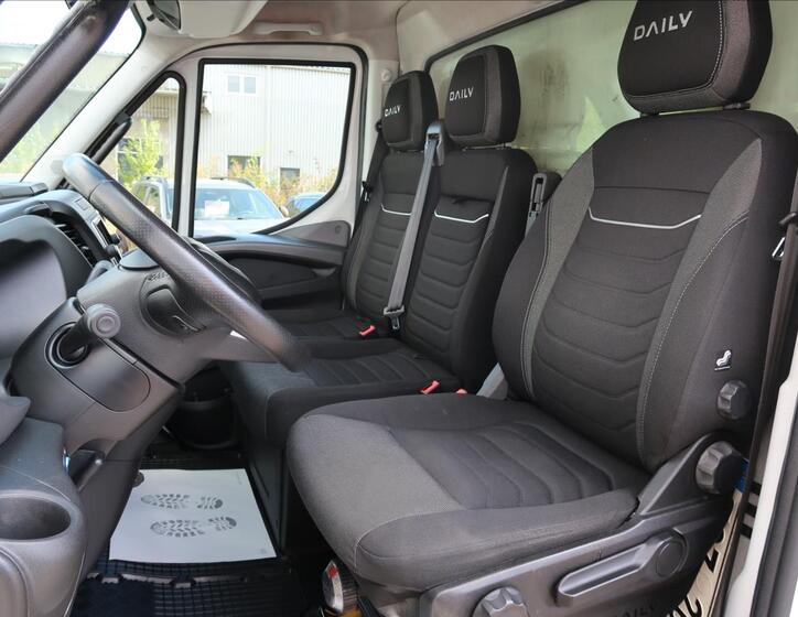 Iveco Daily 9