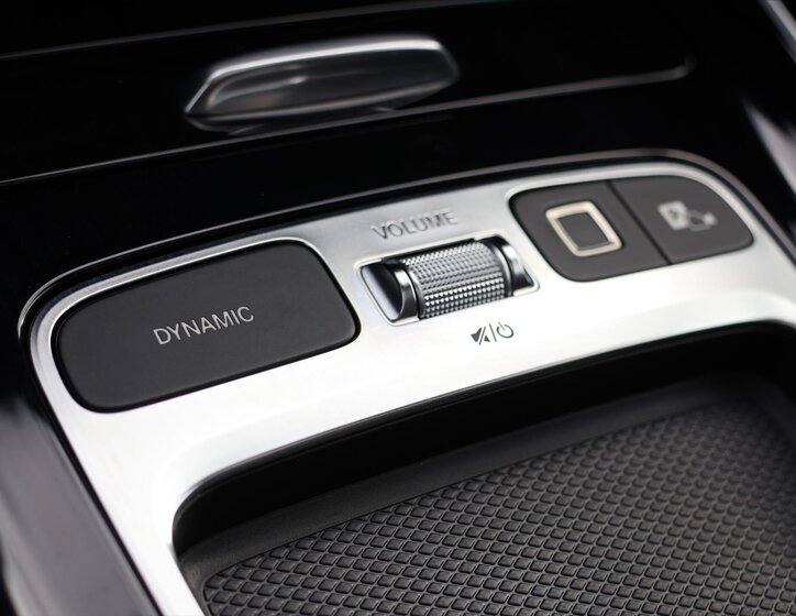 Mercedes-Benz GLB 40