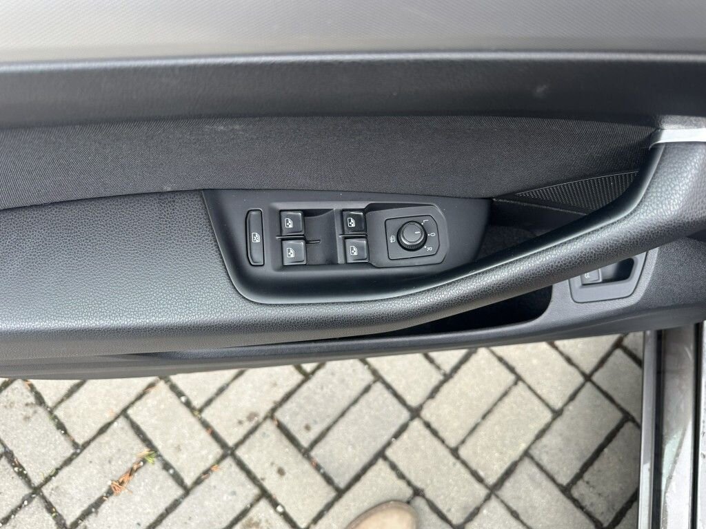 Volkswagen Passat Kombi 2,0 l 110 kw