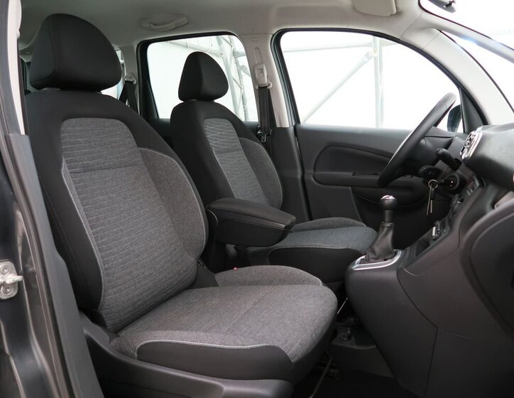 Citroën C3 Picasso MPV 1,2 l 81 kw