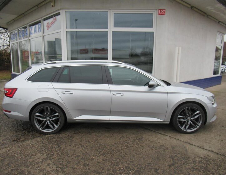 Škoda Superb Kombi 2,0 l 110 kw
