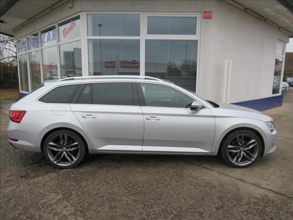 Škoda Superb Kombi 2,0 l 110 kw