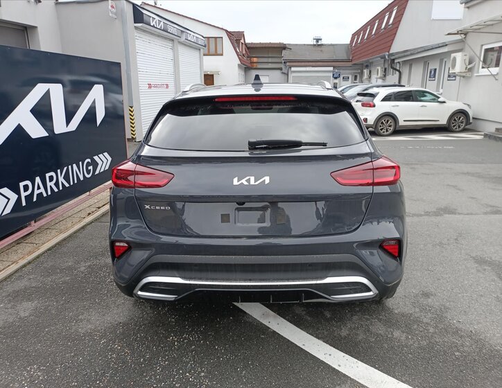 KIA XCeed 6