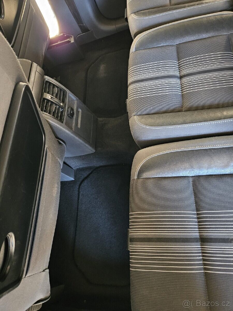 Volkswagen Touran VAN / Minibus 0,0 77 kw
