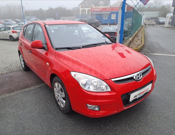 Hyundai i30 Hatchback 1,4 l 80 kw