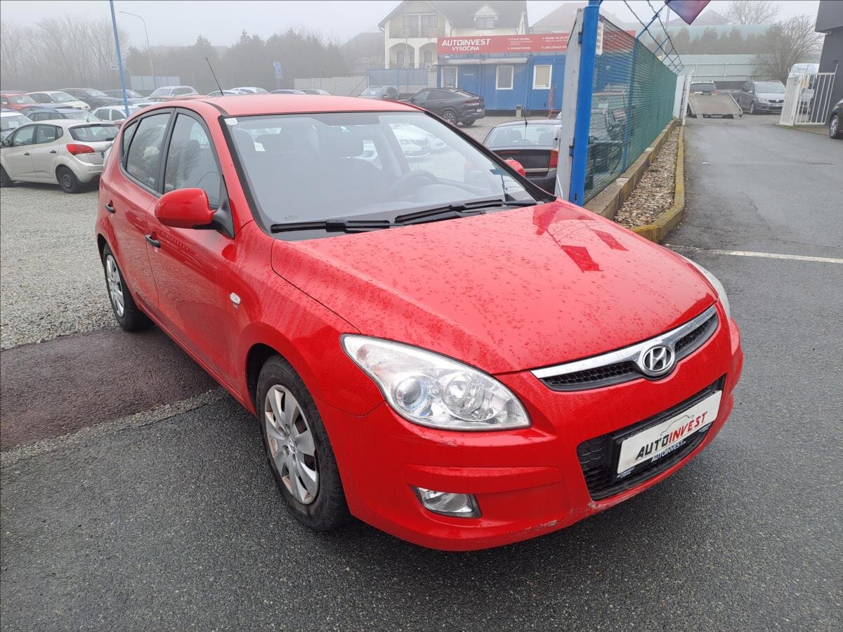 Hyundai i30 Hatchback 1,4 l 80 kw