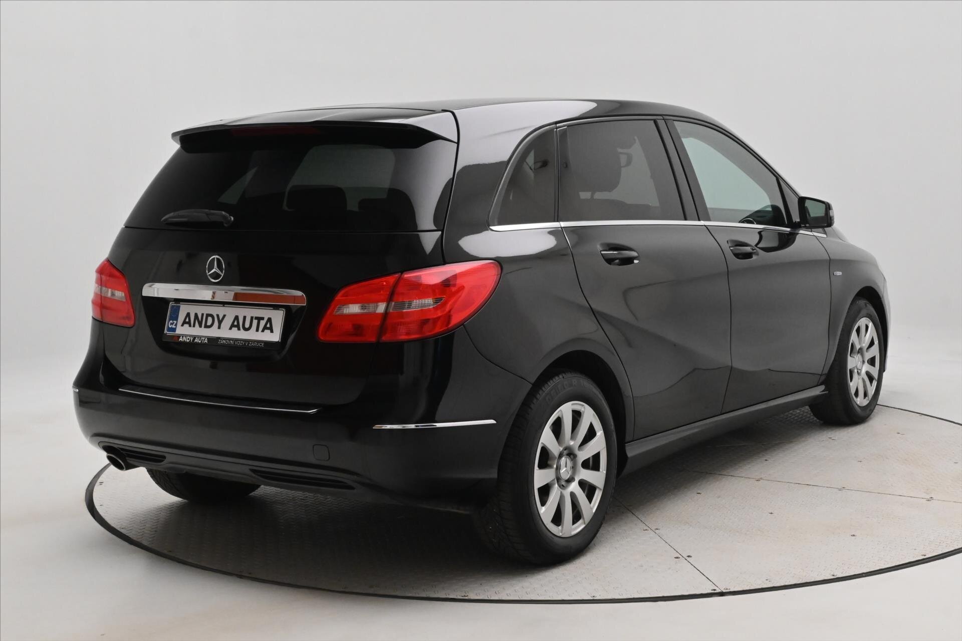 Mercedes-Benz Třídy B Kombi 1,6 l 90 kw