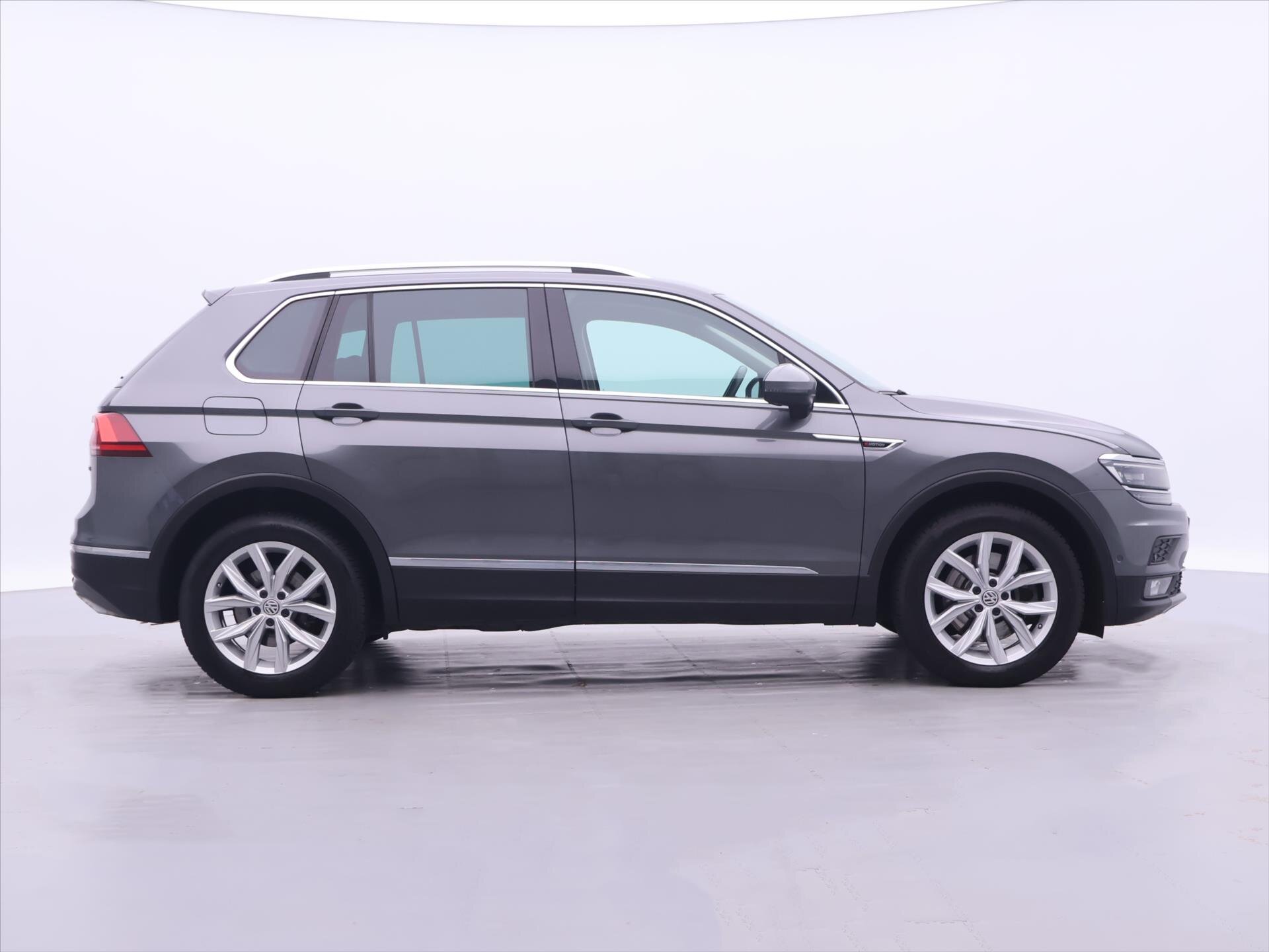 Volkswagen Tiguan SUV / Terénní 2,0 l 176 kw