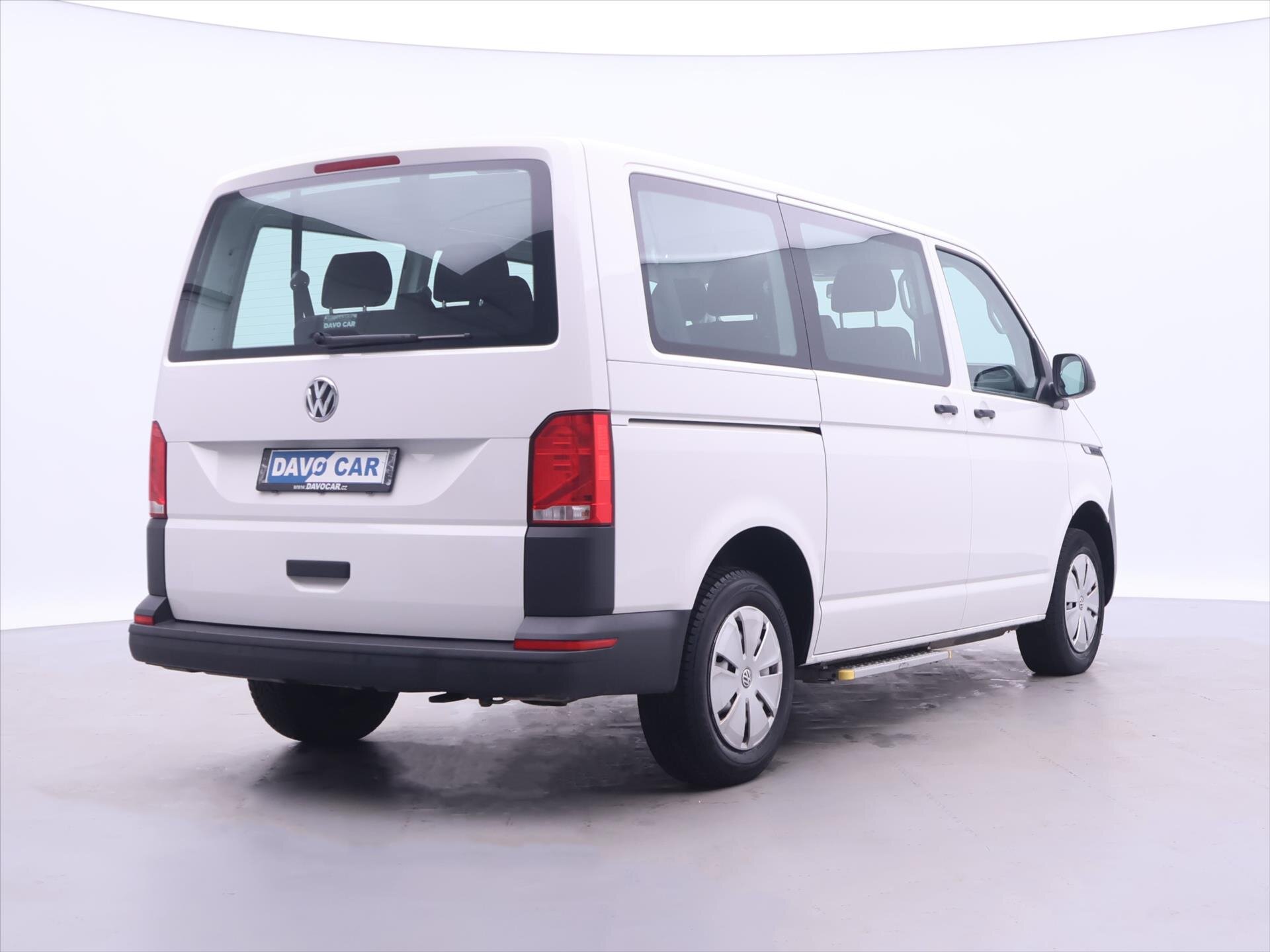 Volkswagen Transporter Kombi 2,0 l 81 kw