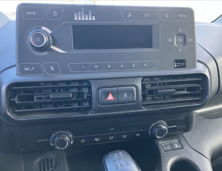 Peugeot Partner Skříň 1,5 l 75 kw