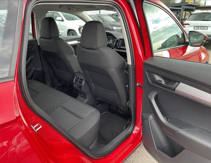 Škoda Karoq SUV 999,0 85 kw