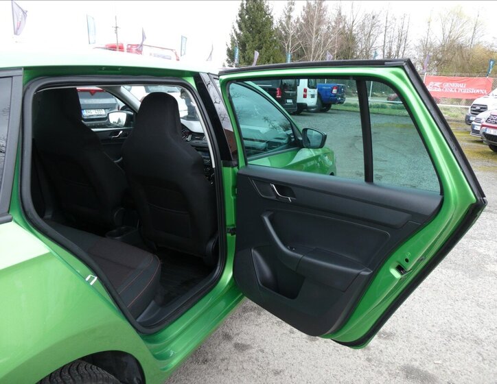 Škoda Rapid Hatchback 1,2 l 77 kw