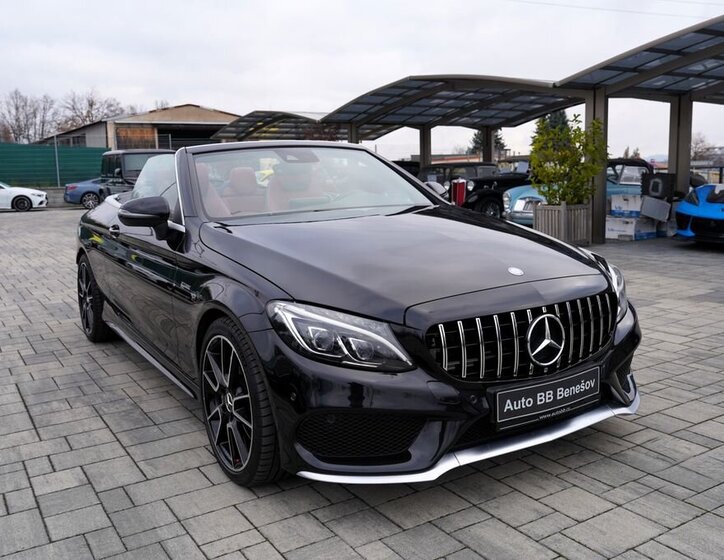 Mercedes-Benz Třídy C 12