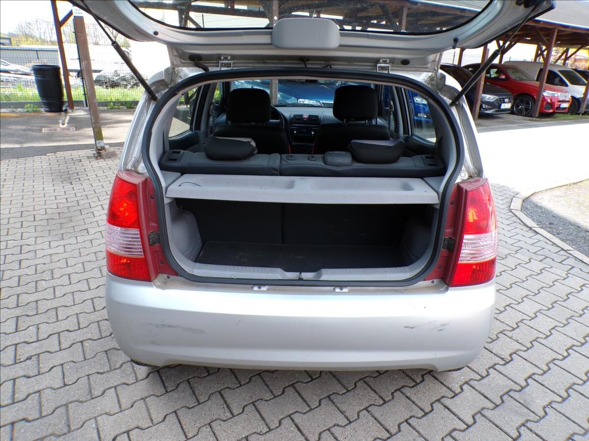 KIA Picanto Kombi 1,1 l 48 kw