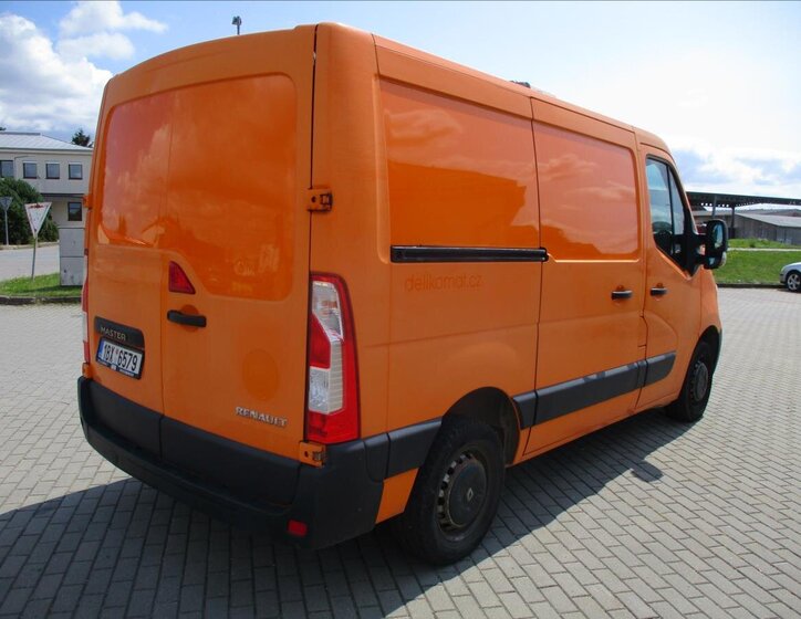 Renault Master Ostatní 2,3 l 81 kw