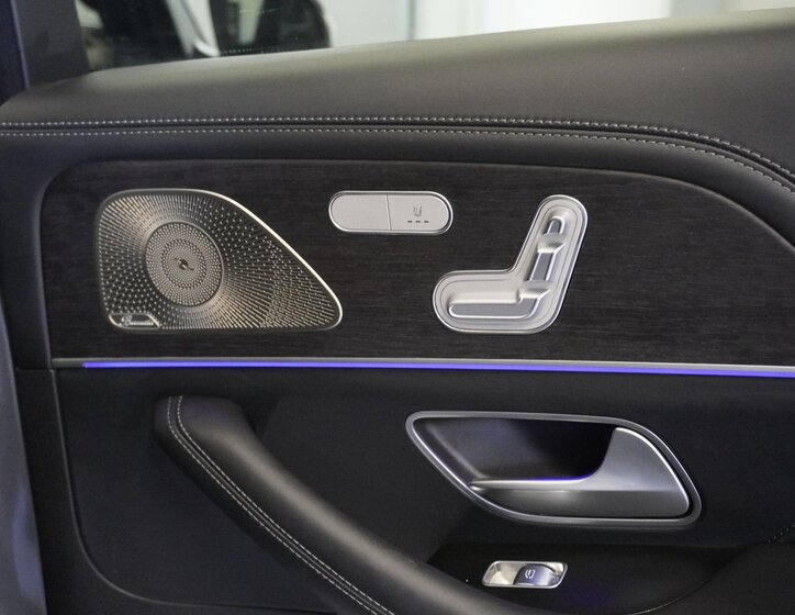 Mercedes-Benz GLS SUV / Terénní 4,0 l 450 kw