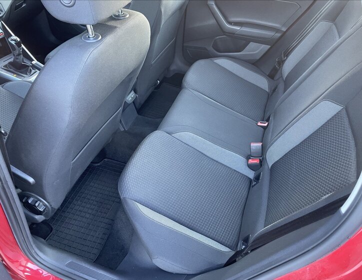 Volkswagen Polo Hatchback 999,0 70 kw