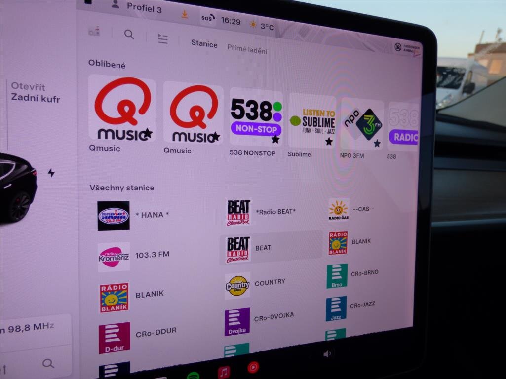 Tesla Model 3 Sedan 0,0 377 kw