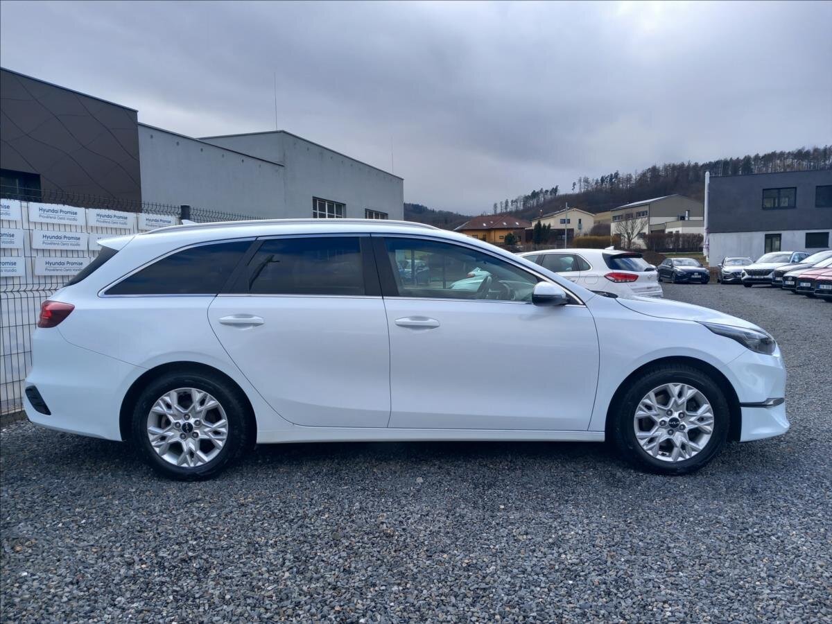 KIA Ceed Kombi 1,5 l 117 kw