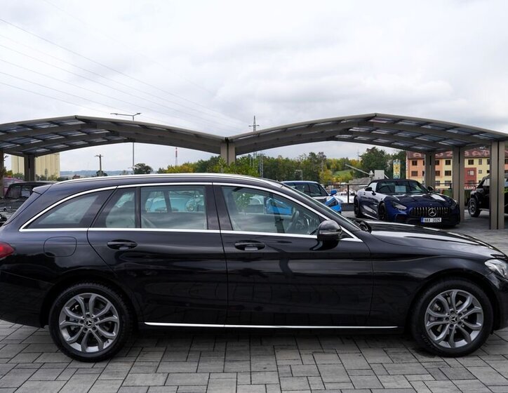 Mercedes-Benz Třídy C 7