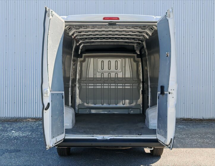 Peugeot Boxer Skříň 2,2 l 121 kw