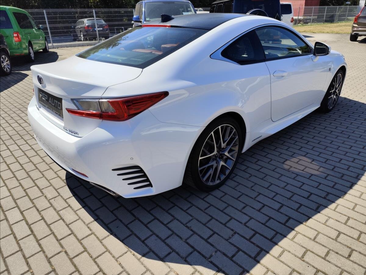 Lexus RC 300h