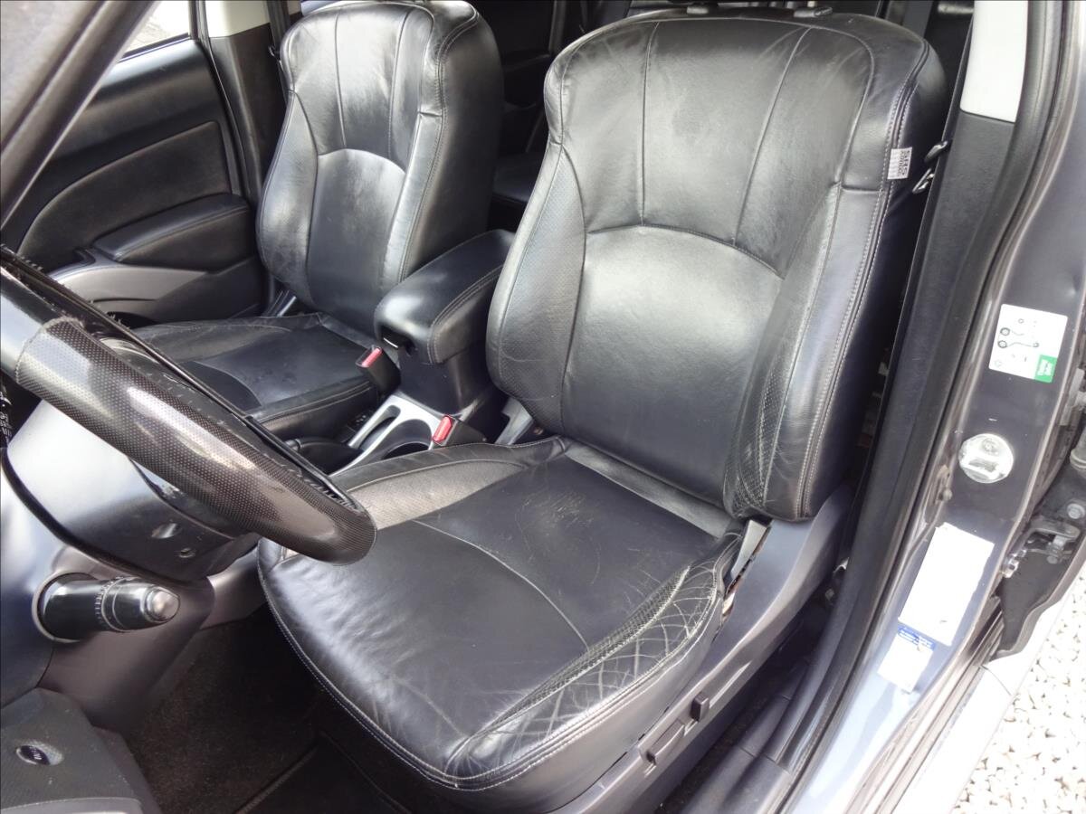 Peugeot 4007 Kombi 2,2 l 115 kw