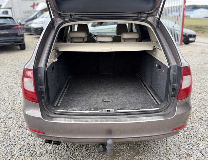 Škoda Superb Kombi 2,0 l 125 kw