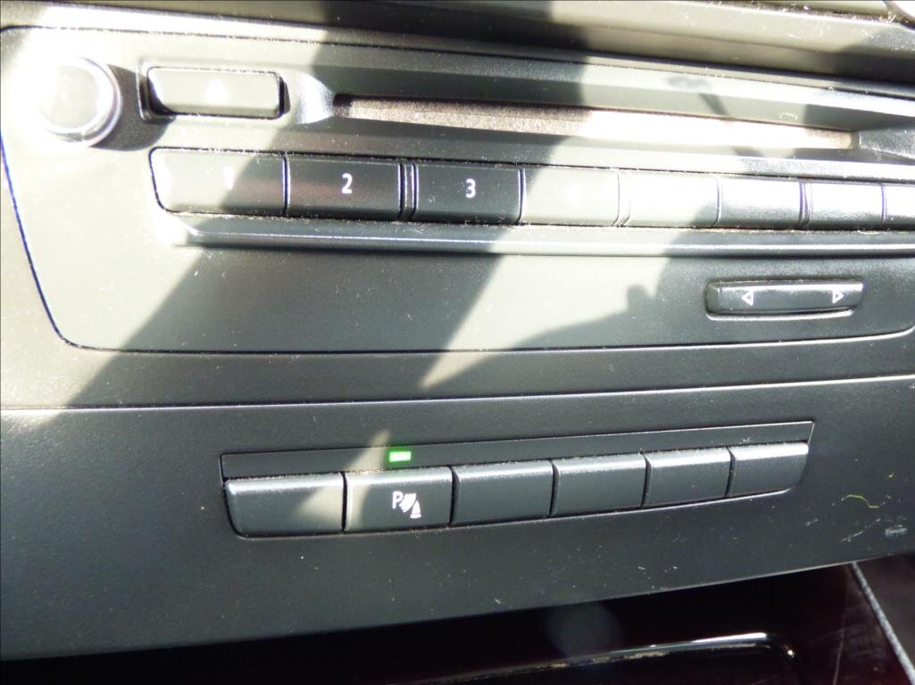 BMW Řada 3 Kombi 3,0 l 180 kw