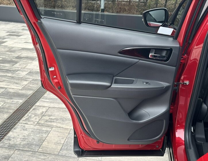 Mitsubishi Eclipse Cross Kombi 2,4 l 138 kw