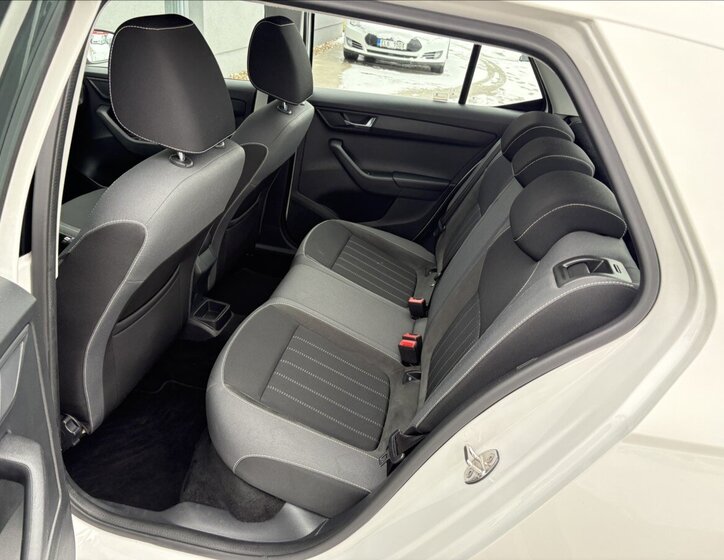 Škoda Fabia Hatchback 999,0 70 kw