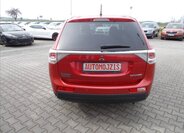 Mitsubishi Outlander SUV / Terénní 2,0 l 110 kw
