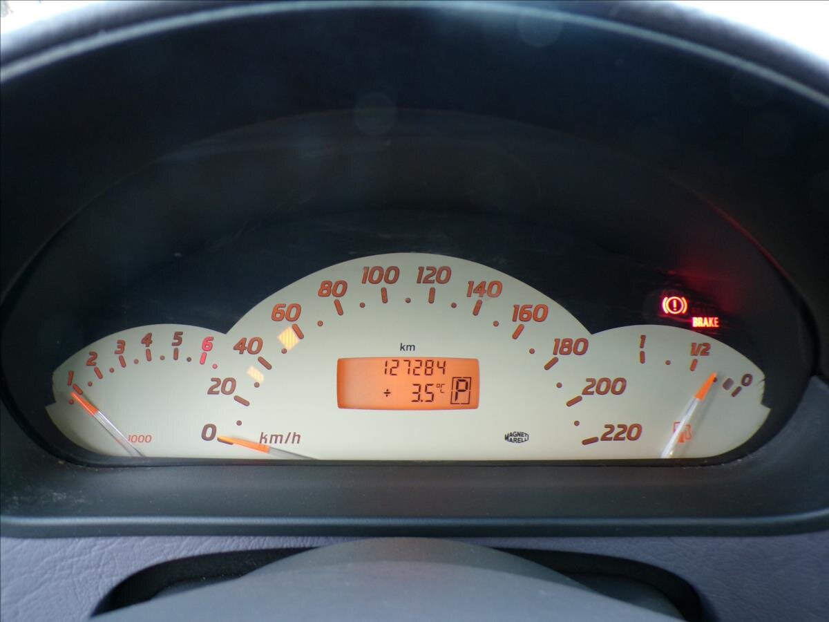 Mercedes-Benz Třídy A Kombi 1,6 l 75 kw