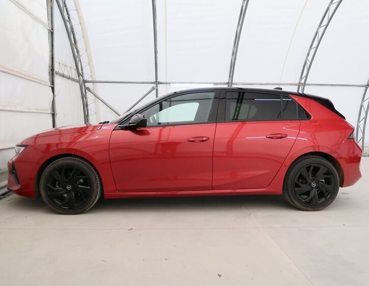 Opel Astra Hatchback 1,2 l 96 kw