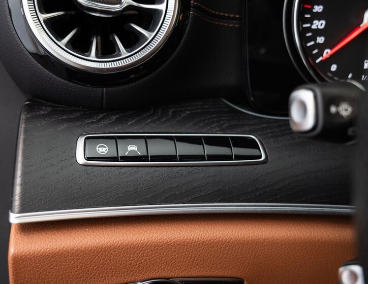 Mercedes-Benz Třídy E 17