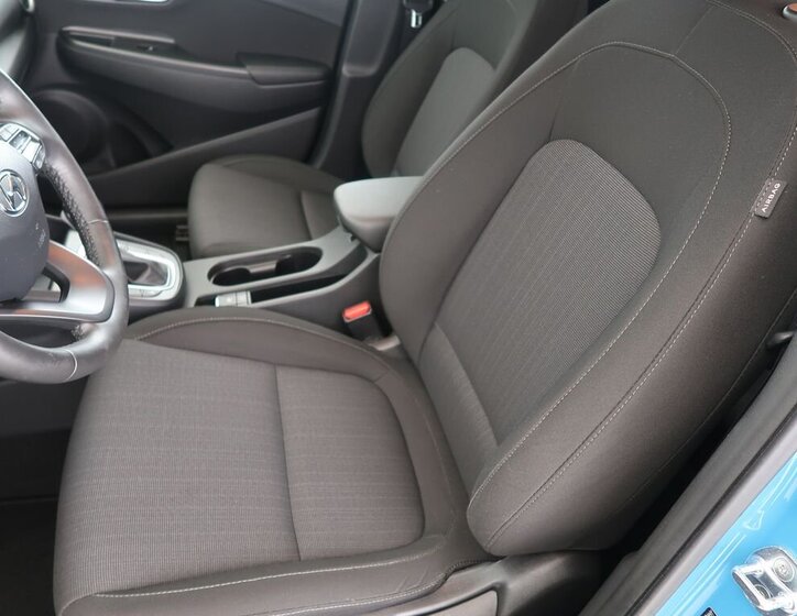 Hyundai Kona SUV / Terénní 1,6 l 77 kw
