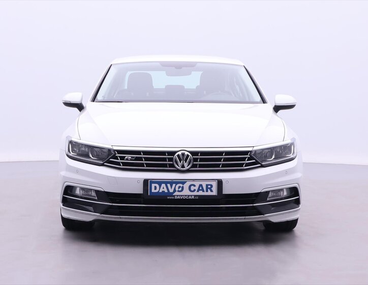Volkswagen Passat 2