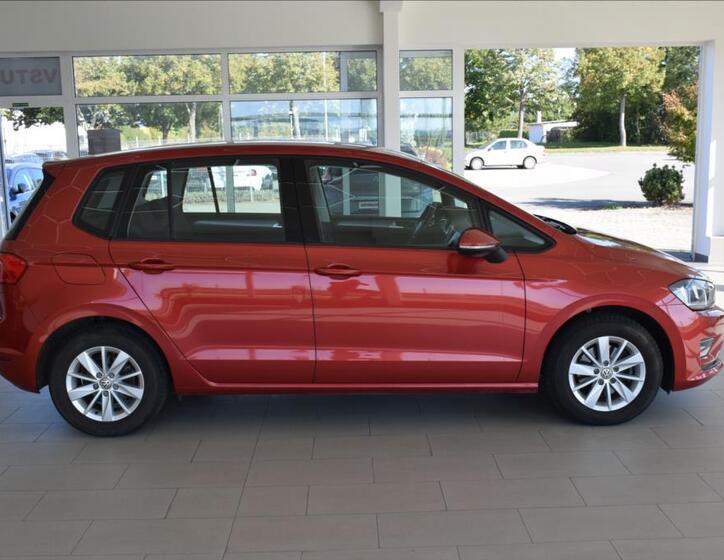 Volkswagen Golf Sportsvan 4