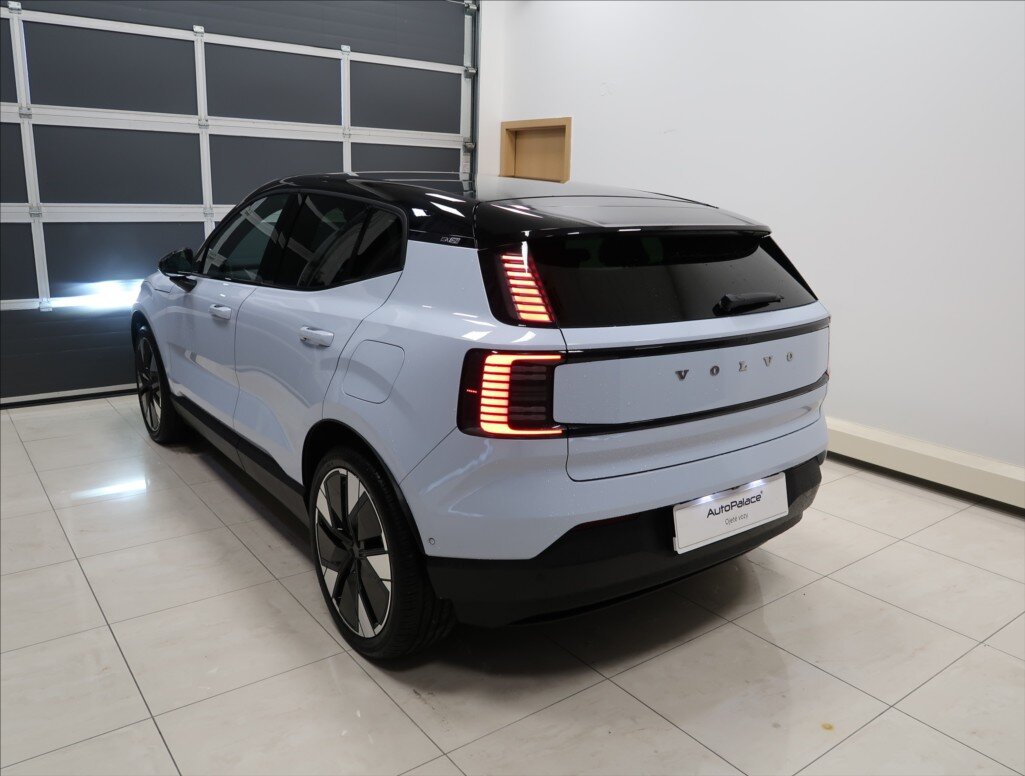 Volvo EX30 SUV 0,0 200 kw