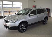 Nissan Qashqai SUV 2,0 l 104 kw