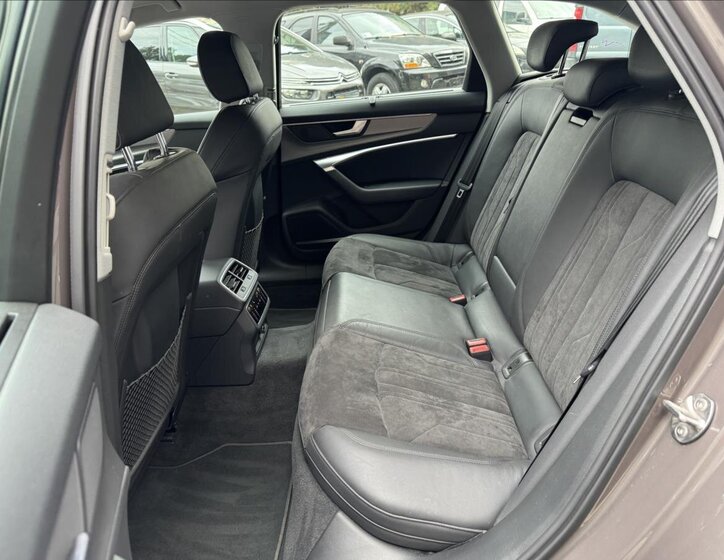 Audi A6 Allroad Kombi 3,0 l 210 kw